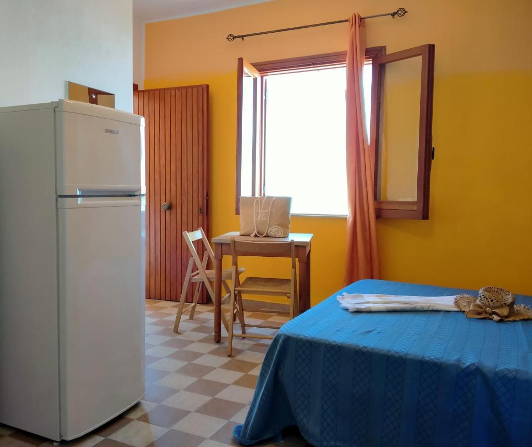 Testa Di Monaco - Basic Beach Accommodations Capo d'Orlando Exterior photo