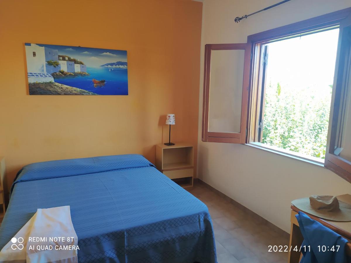 Testa Di Monaco - Basic Beach Accommodations Capo d'Orlando Exterior photo